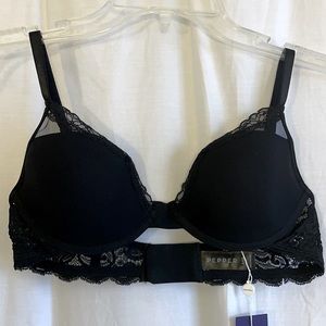Love this beautiful & comfortable bra!  Selling an extra one.